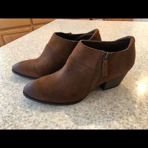 Franco Sarto 8.5 US women brown boots